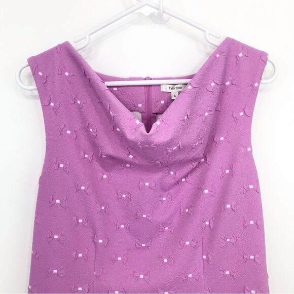Tyler Böe Pinkish Purple White Bow Textured Sleeveless Drape Neck Pencil Dress - Picture 3 of 14